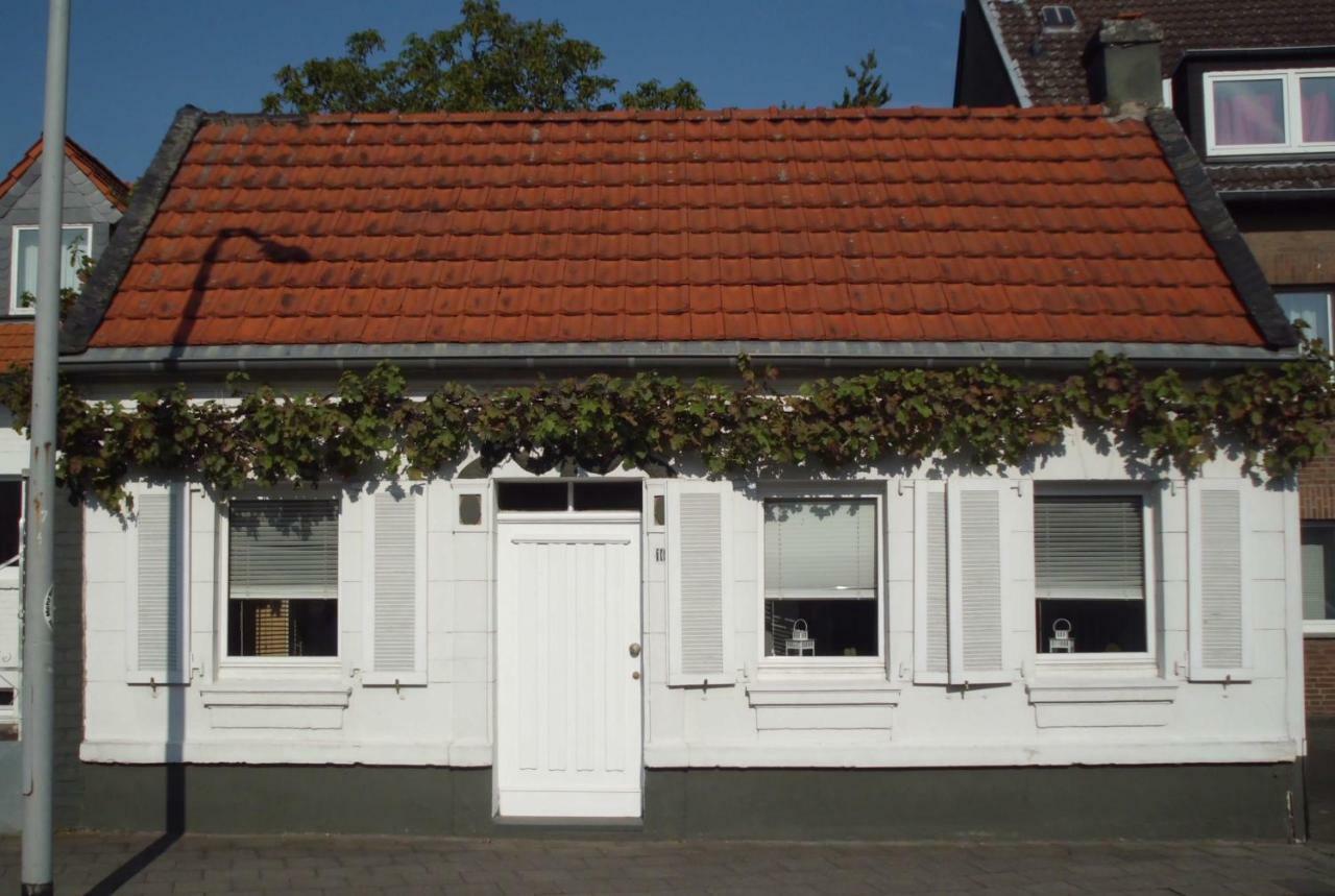 Kleines, Gemuetliches Haeuschen Appartement Mönchengladbach Buitenkant foto